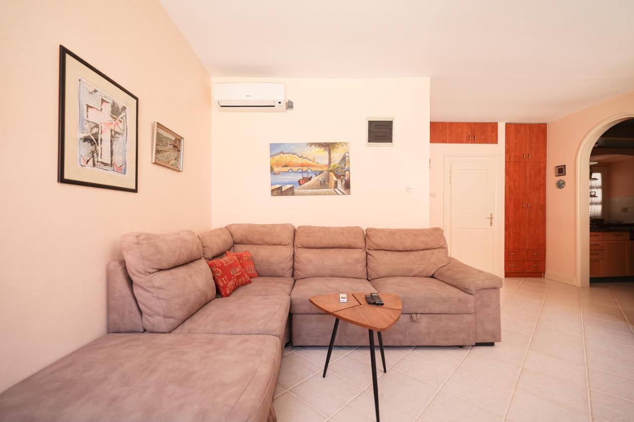 Two Bedroom Apartment In City Center Igor 자다르 외부 사진