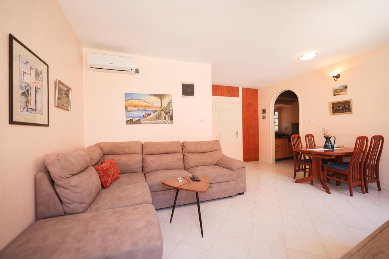 Two Bedroom Apartment In City Center Igor 자다르 외부 사진