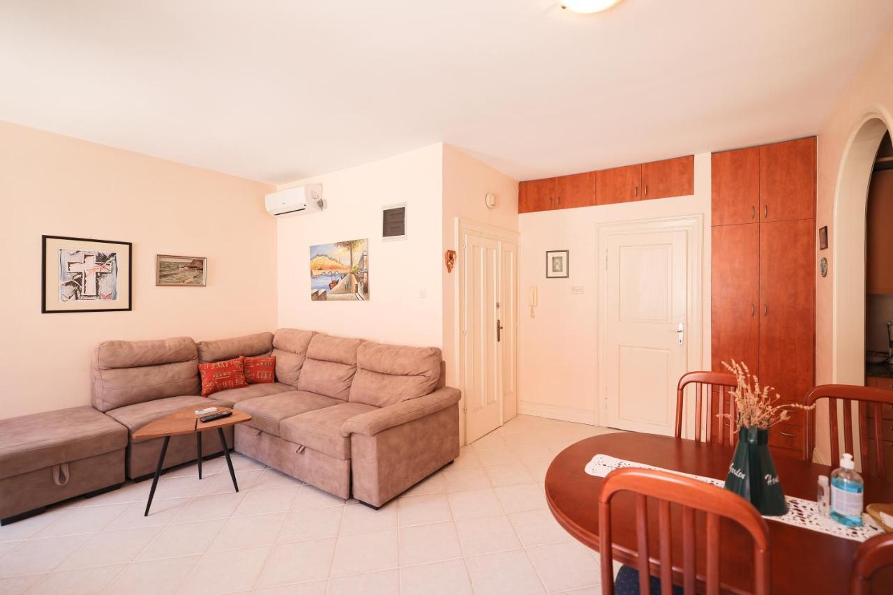Two Bedroom Apartment In City Center Igor 자다르 외부 사진